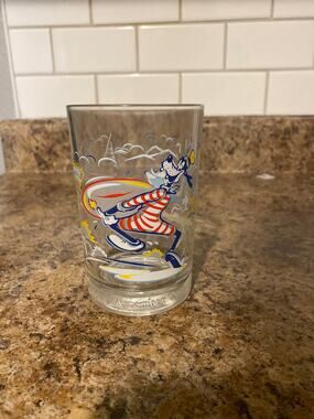 Disney Walt World McDonald's glass cup - 25th Anniversary - Remember the Magic